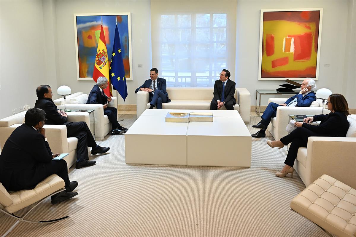 14/01/2025. Pedro Sánchez, encuentro con el ministro de la República de la India, Subrahmanyam Jaishankar. El presidente del Gobierno, Pedro...